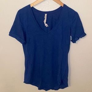 lululemon v neck shirt